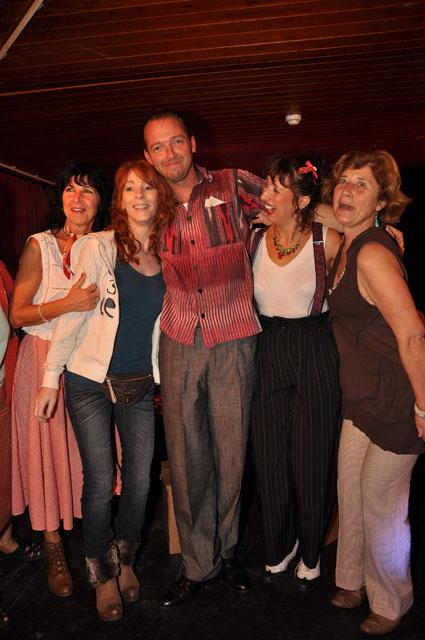 min 2011 11 19 pub 193